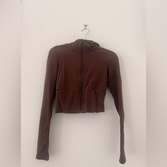 Alo Cropped Zip Hoodie — Espresso Brown - Picture 2 of 9